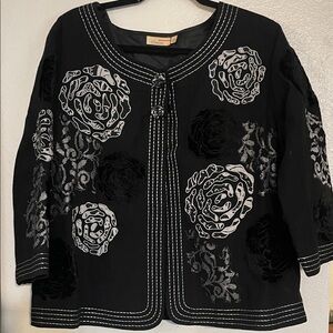 Choices Black and White Floral Blazer